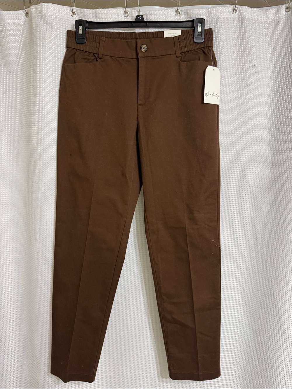 NWT Womens Wonderly root brown casual pants. Size 8A